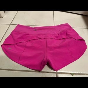POW PINK speed up shorts lululemon size 6 2.5”